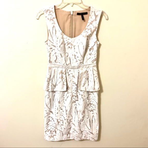 BCBG Maxazria Lace/Crochet Cream/Tan Dress - 2 - Picture 5 of 15